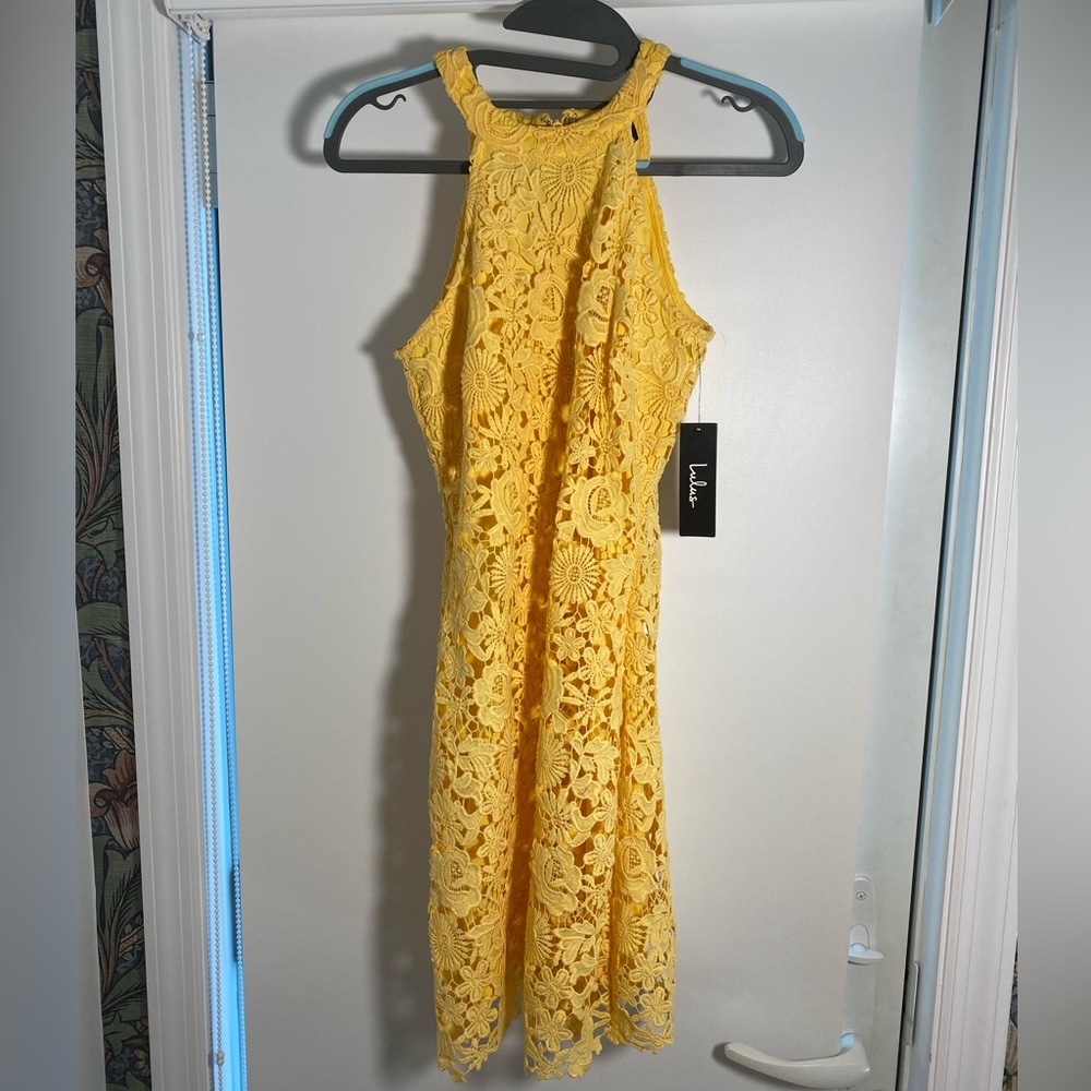 Lulus Woman’s Size Small Yellow Dress